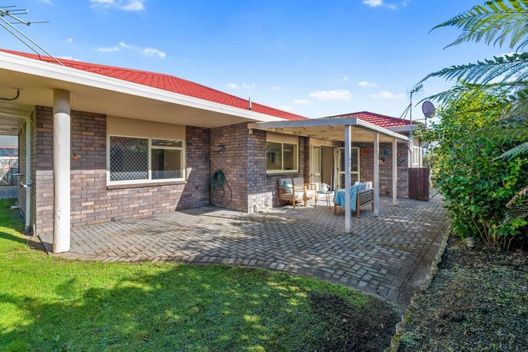 Photo of property in 16 Thelma Place, Lynmore, Rotorua, 3010