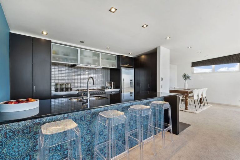 Photo of property in 25 Hastings Road, Mairangi Bay, Auckland, 0630