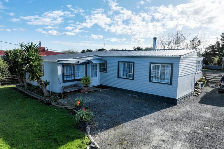 Photo of property in 15 Porritt Street, Ruawai, 0530