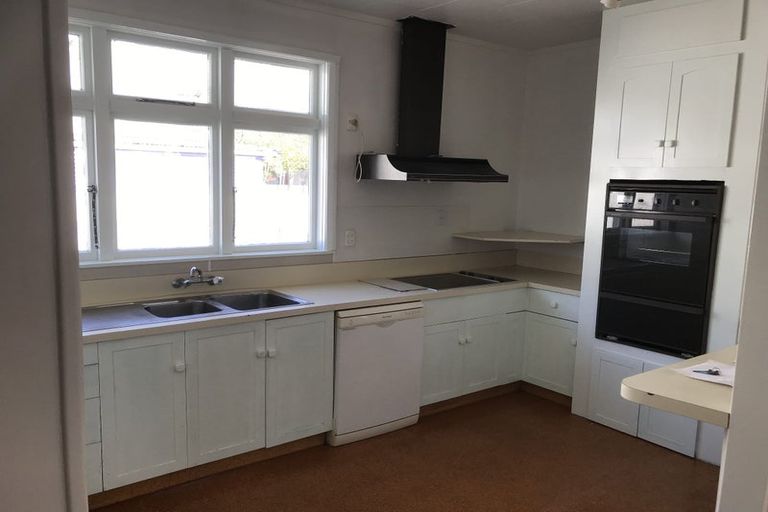 Photo of property in 36 Wyon Street, Linwood, Christchurch, 8062