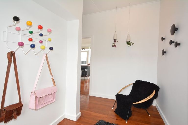 Photo of property in 203 Larnach Road, Waverley, Dunedin, 9013