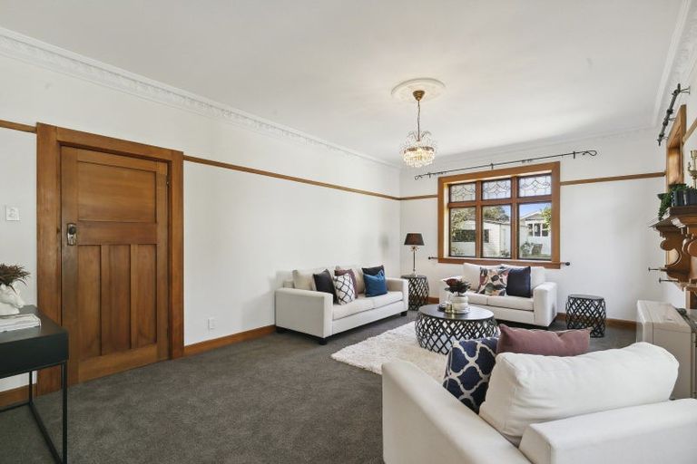 Photo of property in 22 Izard Road, Khandallah, Wellington, 6035