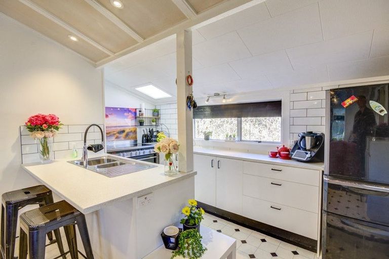 Photo of property in 47 Kings Avenue, Waikuku Beach, 7402