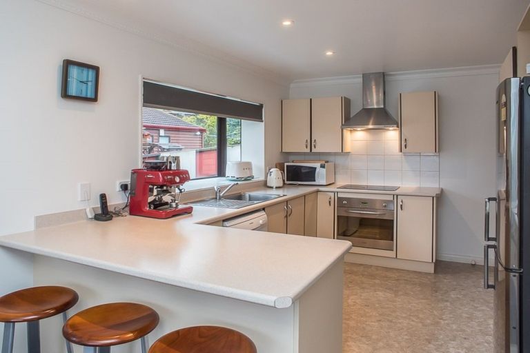 Photo of property in 21 Huia Street, Waikanae, 5036