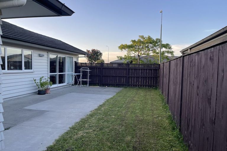 Photo of property in 13 Manene Street, Wattle Downs, Auckland, 2103