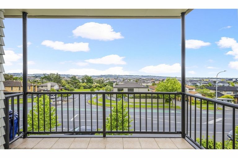 Photo of property in 41/124 Stancombe Road, Flat Bush, Auckland, 2016
