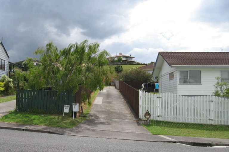 Photo of property in 54a West Harbour Drive, West Harbour, Auckland, 0618