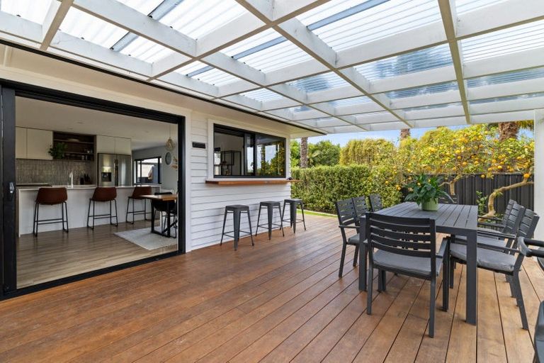 Photo of property in 38 King Street, Taradale, Napier, 4112