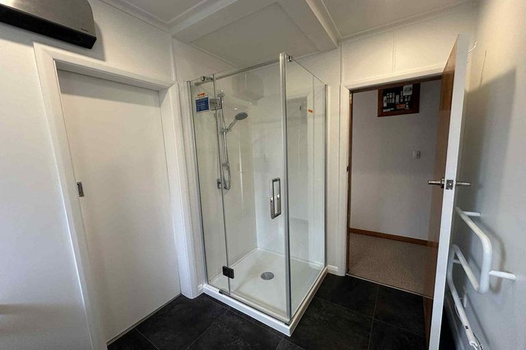 Photo of property in 28 Marshall Street, Bradford, Dunedin, 9011