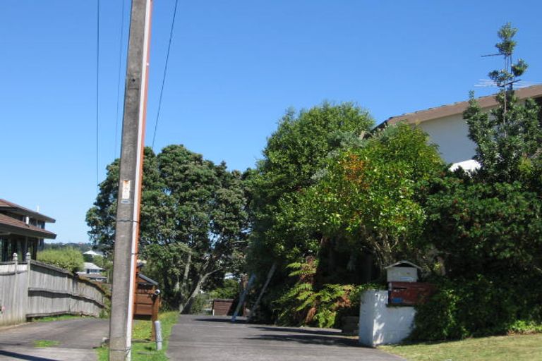 Photo of property in 10a Dallinghoe Crescent, Milford, Auckland, 0620