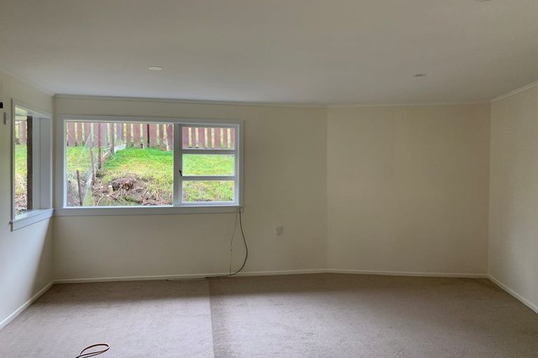 Photo of property in 27 Kowhai Road, Wainui, Silverdale, 0992