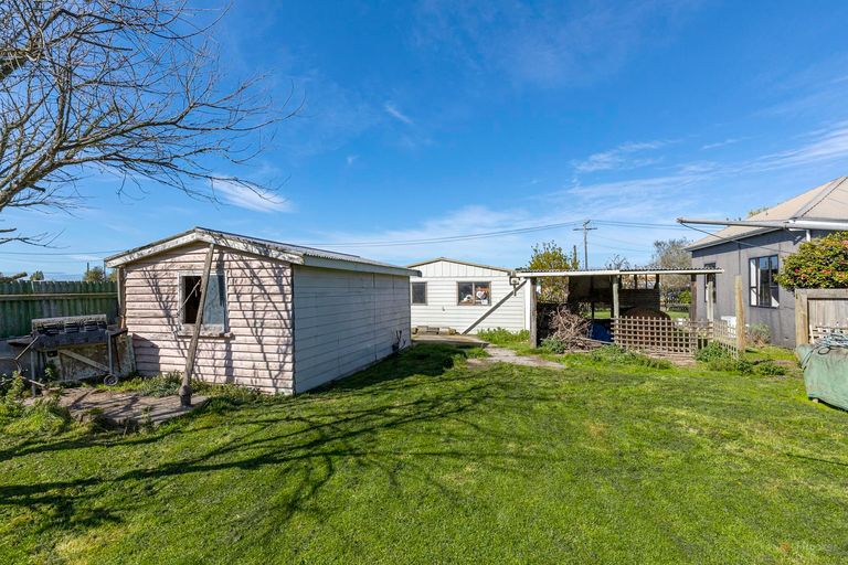 Photo of property in 4 Queen Street, Pareora, 7912