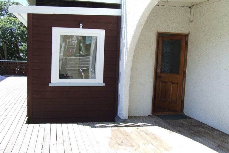 Photo of property in 7 Crawford Road, Kilbirnie, Wellington, 6022