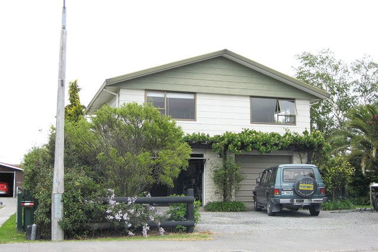 Photo of property in 35 Newnham Street, Rangiora, 7400