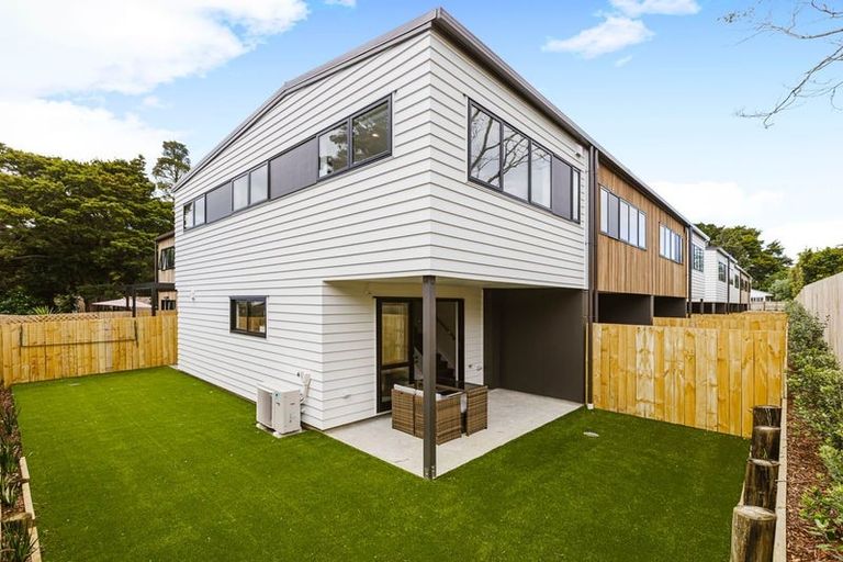 Photo of property in 63 Hillcrest Avenue, Hillcrest, Rotorua, 3015