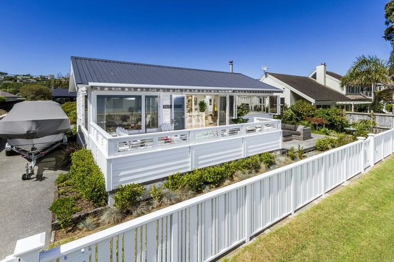 Photo of property in 103 The Esplanade, Manly, Whangaparaoa, 0930