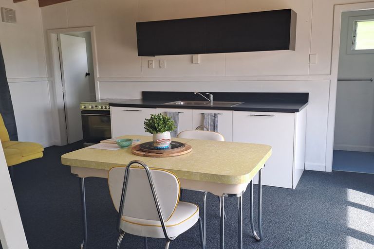 Photo of property in 131 Branxholm Street, Roxburgh, 9500