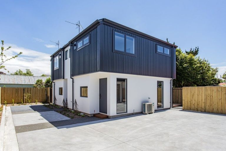 Photo of property in 4/135 Hills Road, Edgeware, Christchurch, 8013