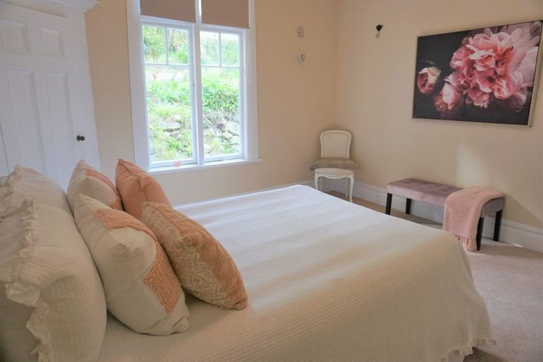 Photo of property in 20 Adderley Terrace, Ravensbourne, Dunedin, 9022