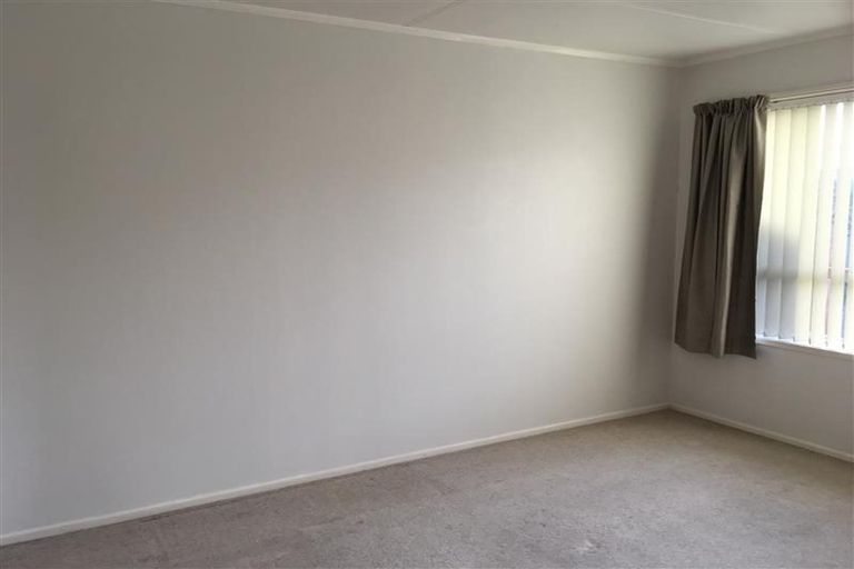 Photo of property in 2a Tawa Street, Inglewood, 4330