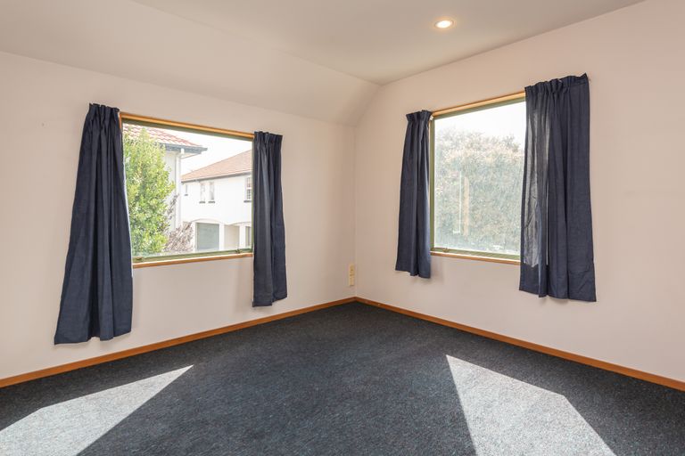 Photo of property in 2/11 Crohane Place, Addington, Christchurch, 8024