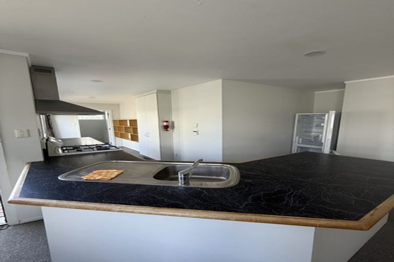 Photo of property in 336 Karori Road, Karori, Wellington, 6012