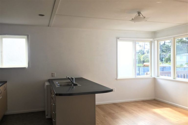 Photo of property in 213 Portage Road, Green Bay, Auckland, 0604