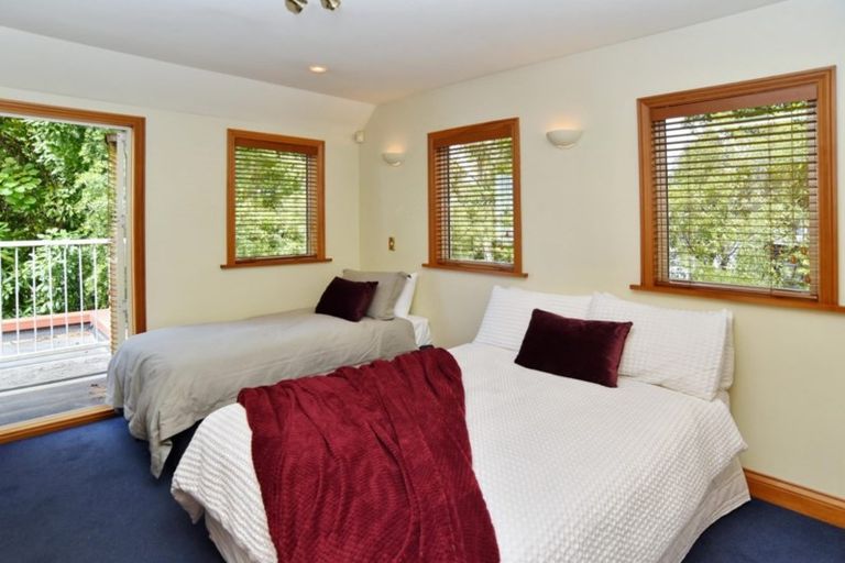 Photo of property in 32 Wai-iti Terrace, Burnside, Christchurch, 8052