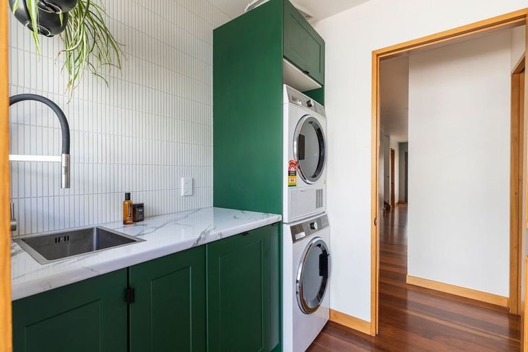 Photo of property in 39b Braithwaite Street, Karori, Wellington, 6012