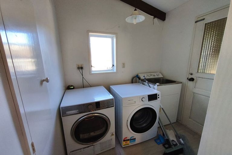 Photo of property in 39b Parkvale Road, Karori, Wellington, 6012