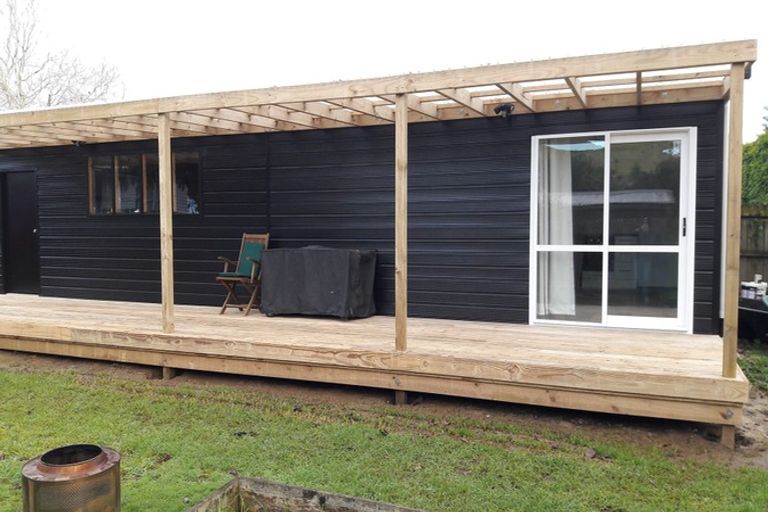 Photo of property in 31 Muir Avenue, Mangere Bridge, Auckland, 2022