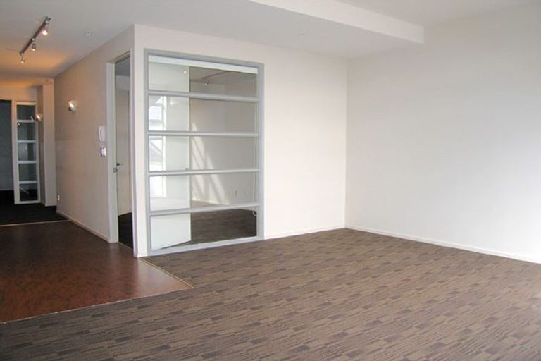 Photo of property in Vespa Apartments, 404/20 Hanson Street, Mount Cook, Wellington, 6021