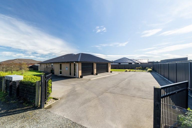 Photo of property in 65 Oteramika Road, Rockdale, Invercargill, 9812