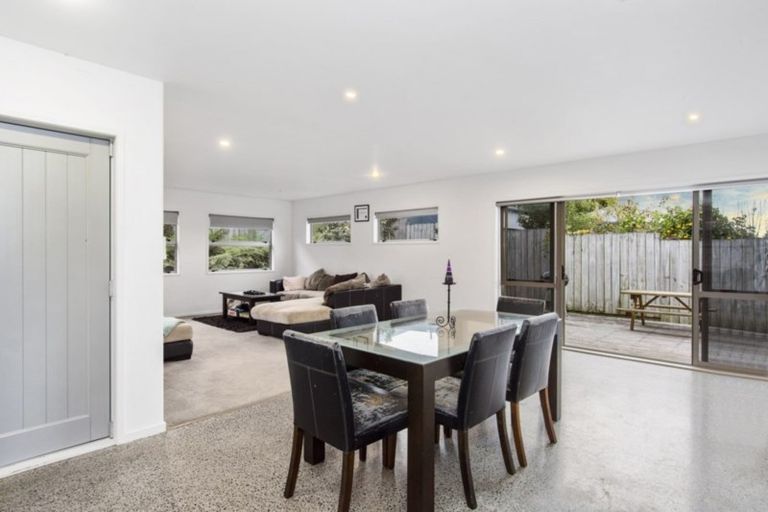 Photo of property in 8a Cameron Road, Te Puke, 3119