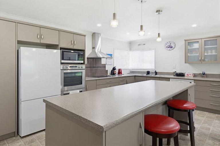 Photo of property in 5 Wilson Place, Marton, 4710