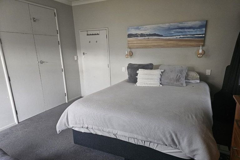 Photo of property in 1b Cassino Crescent, Onekawa, Napier, 4110