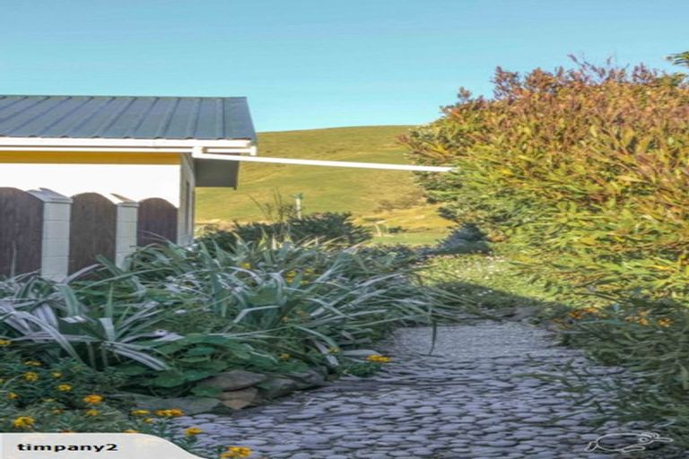 Photo of property in 14 Lake Terrace Road, Little River, 7591