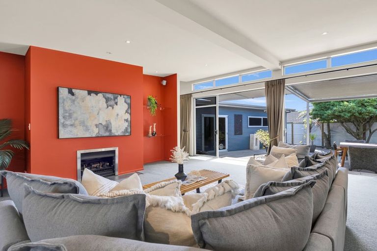 Photo of property in 2a Wouldbank Way, Welcome Bay, Tauranga, 3112