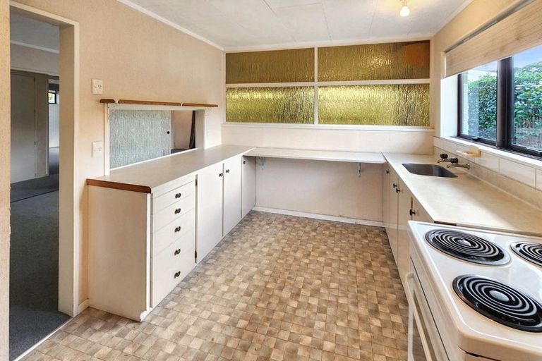 Photo of property in 1a Anzac Avenue, Onekawa, Napier, 4110