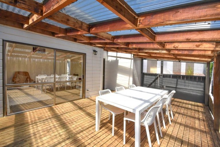 Photo of property in 6 Rennie Street, Green Island, Dunedin, 9018