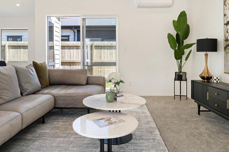 Photo of property in 17 Uatoto Road, Clarks Beach, 2122