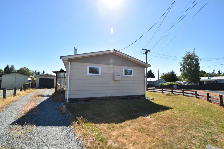 Photo of property in 2 Cass Crescent, Twizel, 7901