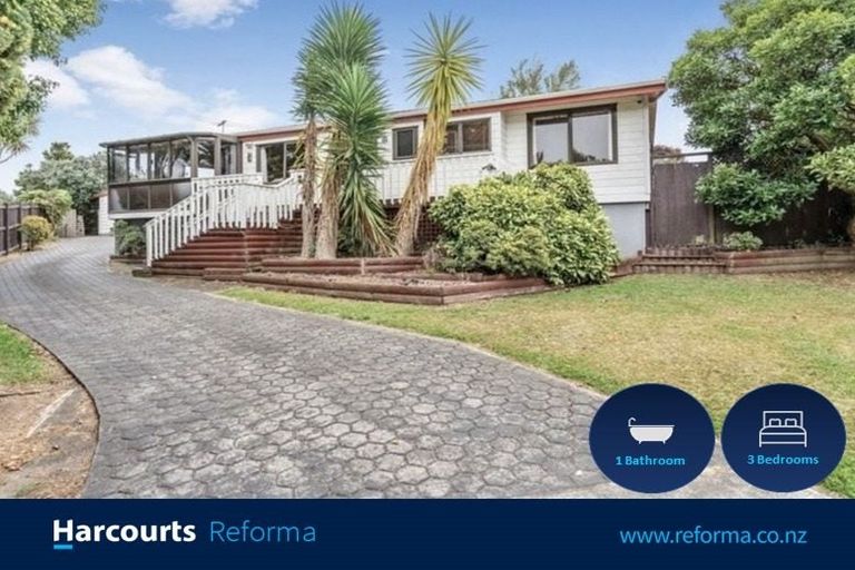 Photo of property in 3 St Annes Crescent, Wattle Downs, Auckland, 2103