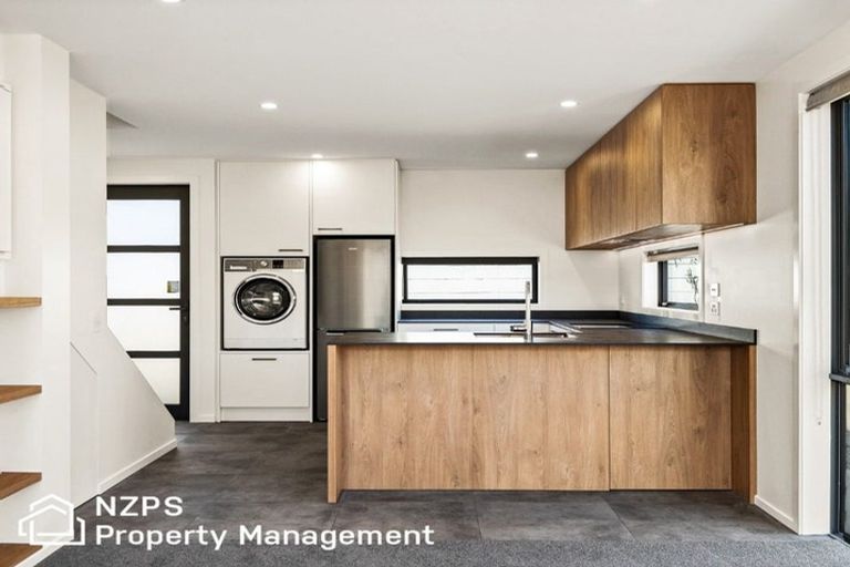 Photo of property in 2/208 Surrey Street, Saint Clair, Dunedin, 9012
