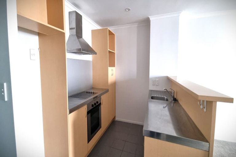 Photo of property in 2m/20 Charlotte Street, Eden Terrace, Auckland, 1021