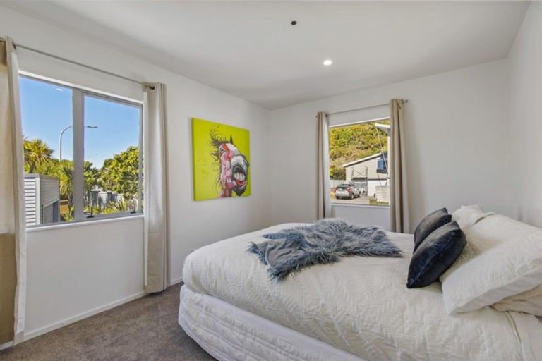 Photo of property in 62 Downing Street, Crofton Downs, Wellington, 6035