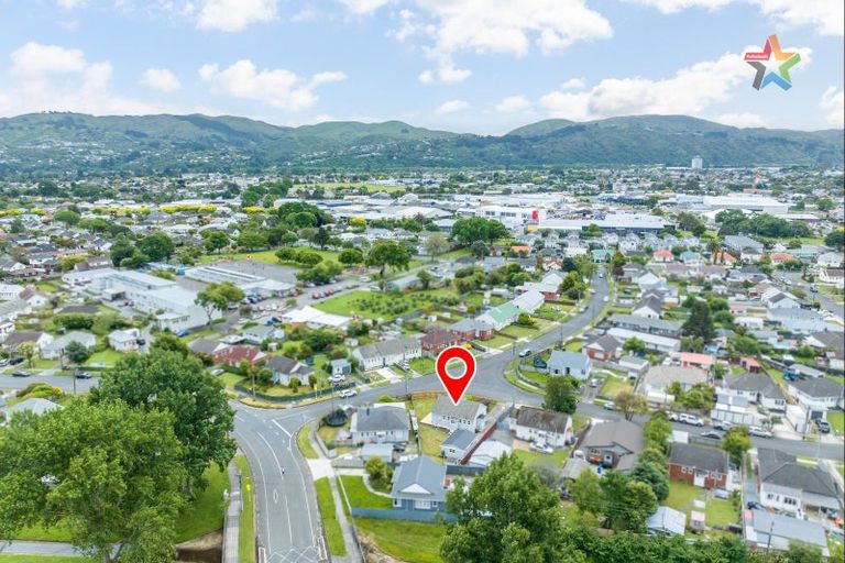 Photo of property in 43 Benge Crescent, Naenae, Lower Hutt, 5011