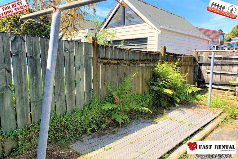 Photo of property in 3/1a Becroft Drive, Forrest Hill, Auckland, 0620