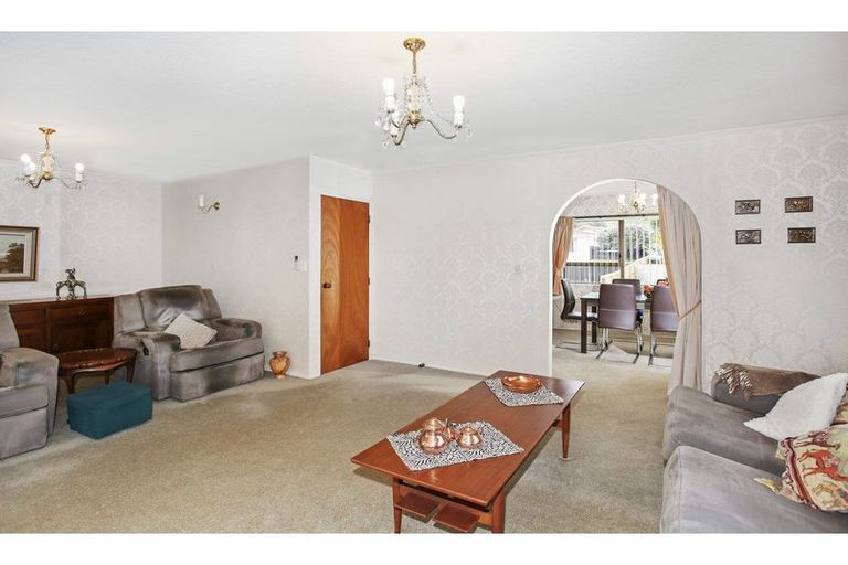 Photo of property in 9 Balmerino Avenue, Red Hill, Papakura, 2110