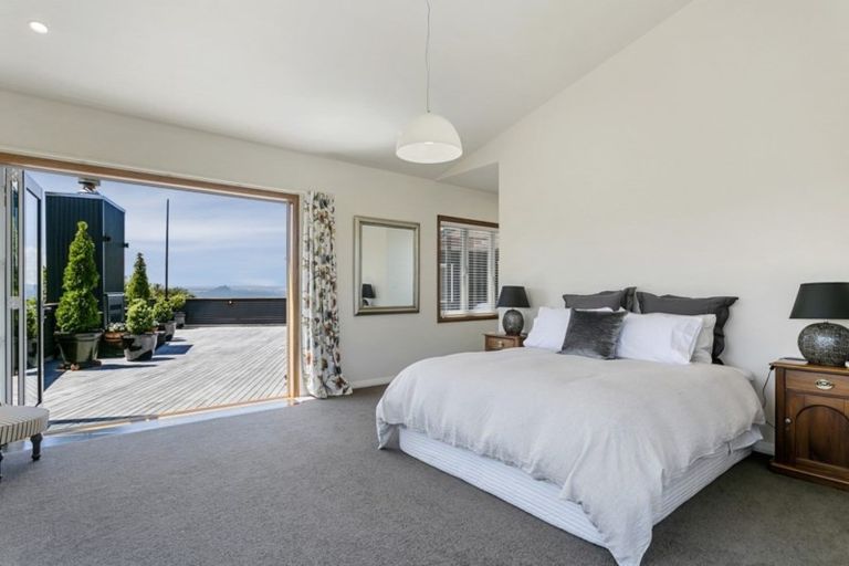 Photo of property in 7 Cameron Drive, Acacia Bay, Taupo, 3385